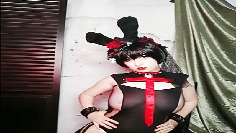 Usatame Goth Bunny Stripteasing