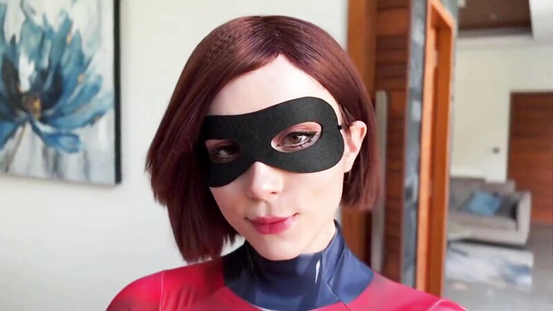 Elastigirl Hardcore Facial and Deepthroat Blowjob
