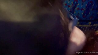 Alice Cottonsox Paying a Blowjob With Cum