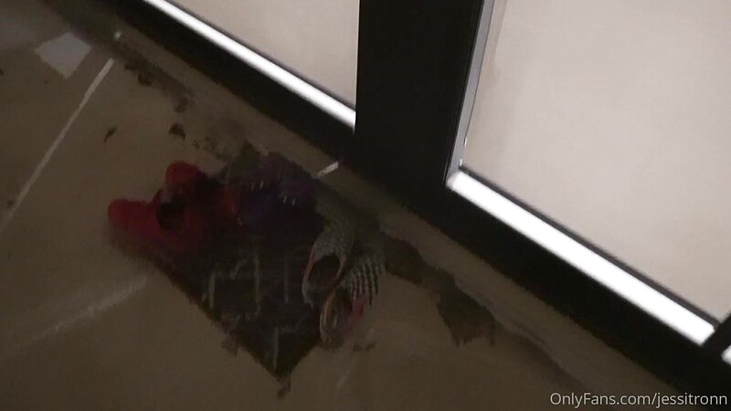 Jessywren Bathroom Sex and Fucking