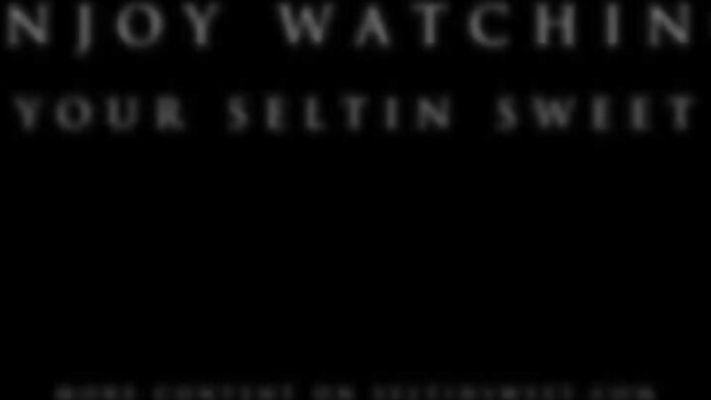 Seltin Sweet Naked Shower Fucking a Dildo