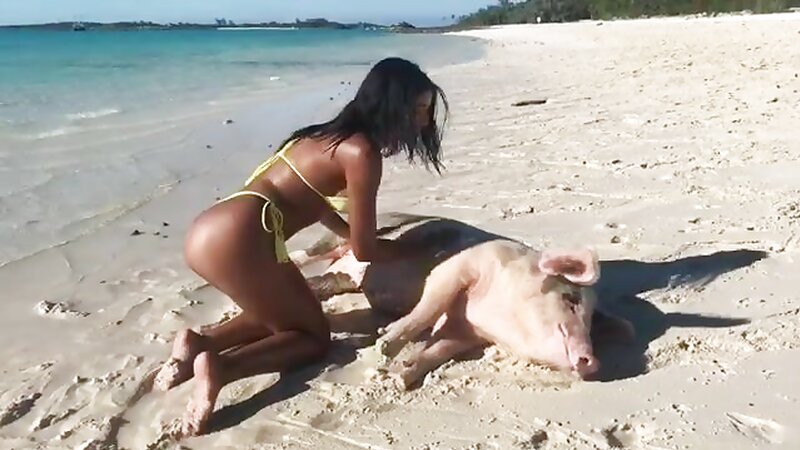 Yovanna Ventura Naked Riding a Dildo action