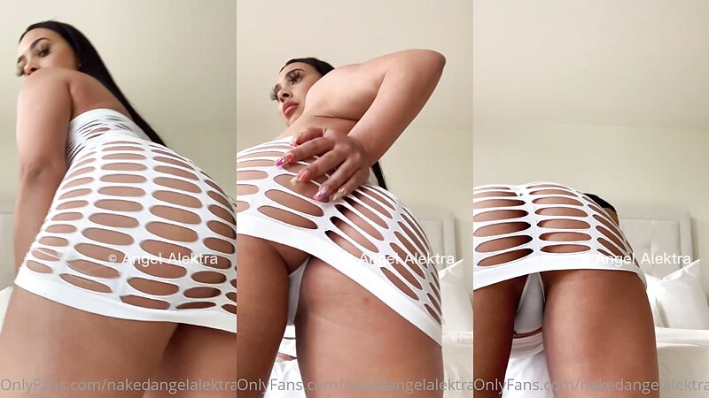 Angel Alektra Hot and Naked