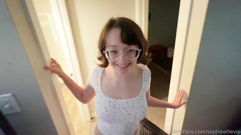 Sophie's VIP Sexy Stripteasing Show