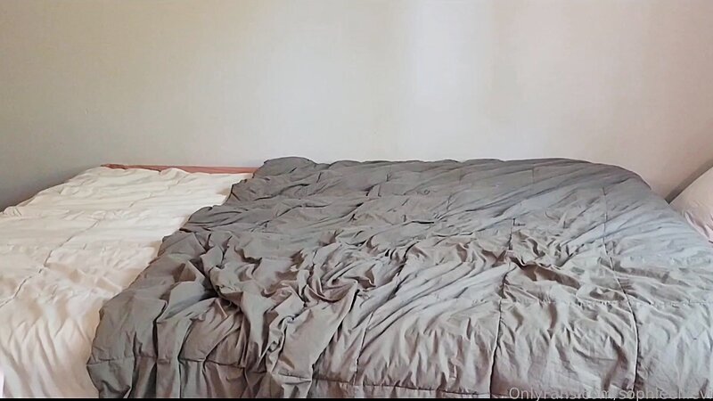 Sophie's VIP Horny Fingering Pussy and Sucking