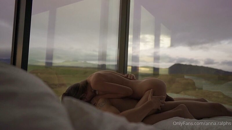 Anna Ralphs Private Glass Cabin Sex Tape