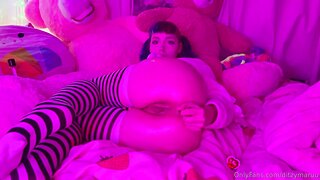 Ditzymaruu Anal Training Dildo Onlyfans Video