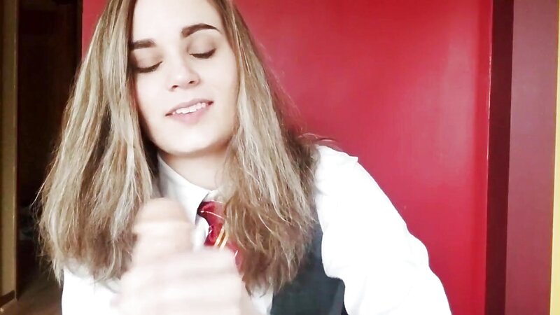 Hermione Virgin Handjob Cosplay