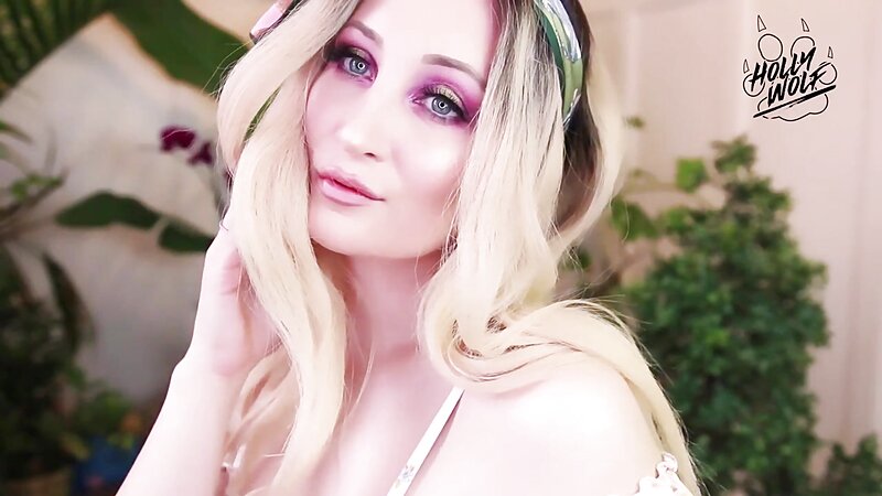 Holly Wolf Naked in Floral Thong