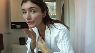 Jennifer Maxwell Accidental Nipple Slip Video