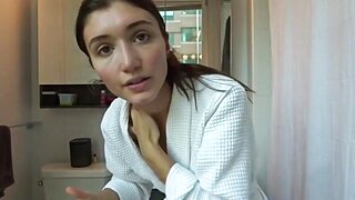 Jennifer Maxwell Accidental Nipple Slip Video