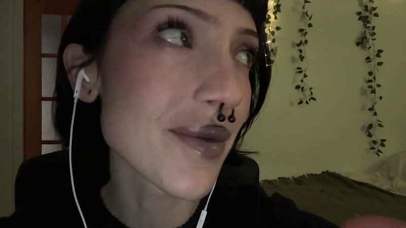 SleepGirlASMR 50 French Countdown Kisses with Hand Movements and Mouth Sounds