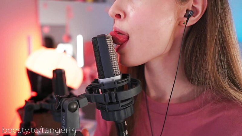 Tangerin BBW ASMR Soft Close Ear Licking and Kisses