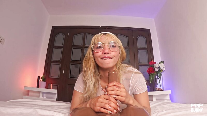 Elsa Mia Braless Roleplay with Big Cock Teasing and Tit Fuck