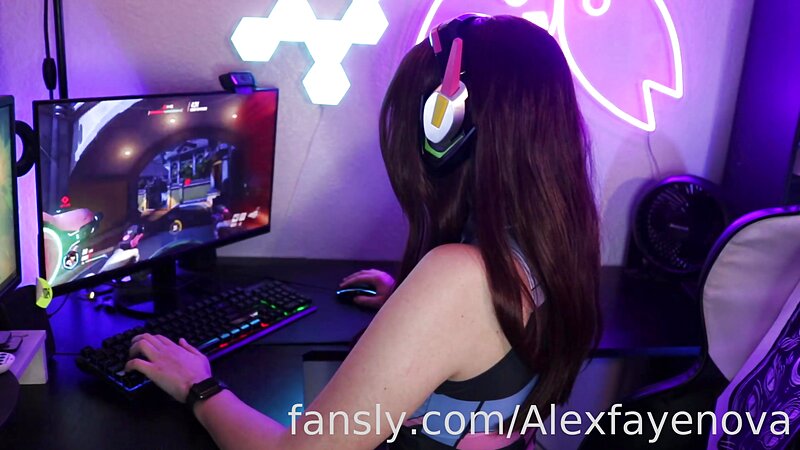 Alexfayenova DVA Gamer Girl Cosplay POV Blowjob and Fuck