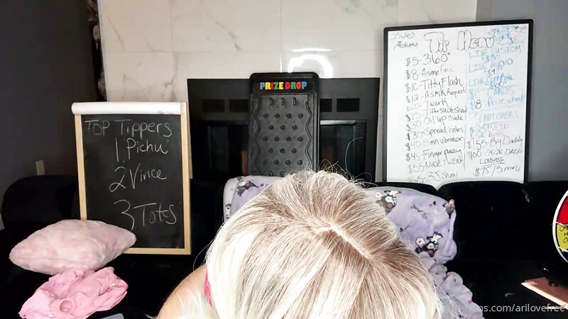 AriLove OnlyFans Live Stream Fuck Fantasy Roleplay