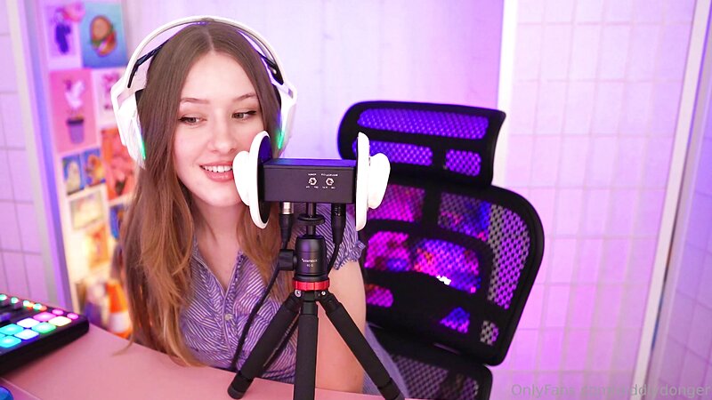 Diddly ASMR Jerk Off Instructions Face Porn Sextape