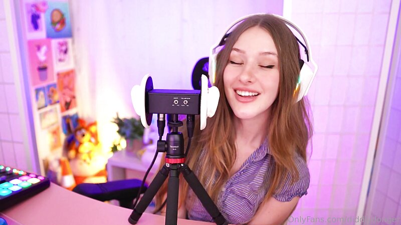 Diddly ASMR Jerk Off Instructions Face Porn Sextape