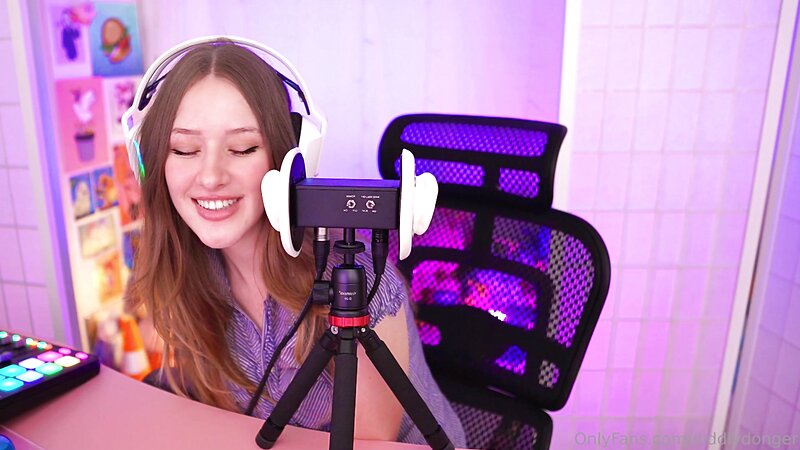 Diddly ASMR Jerk Off Instructions Face Porn Sextape