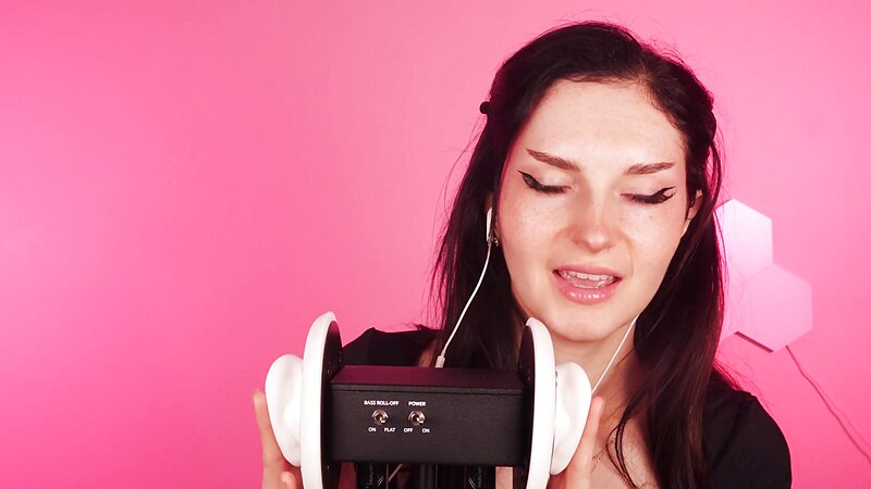 Busy B ASMR Ear Massage With and Without Gloves