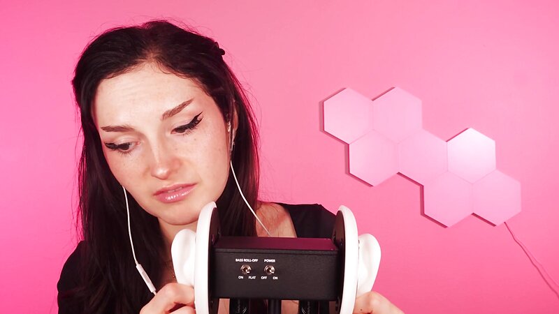 Busy B ASMR Ear Massage With and Without Gloves