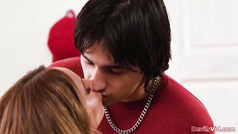 Aderesquin Milf Stepson Anal Tongue Fuck and Pussy creampie