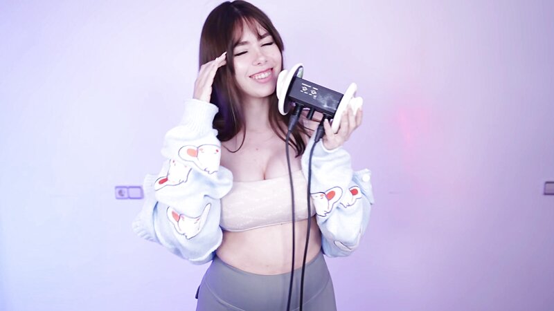 IJenz Big Tits ASMR Storytime Blowjob Volvio el Prime