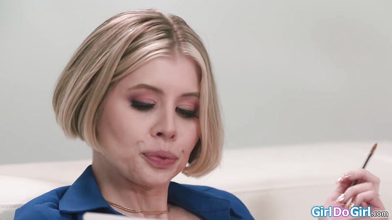 Roxie Sinner and Goddess Kyaa Scissor NinaNovaXOXO While She Studies in Busty Lesbian Threesome