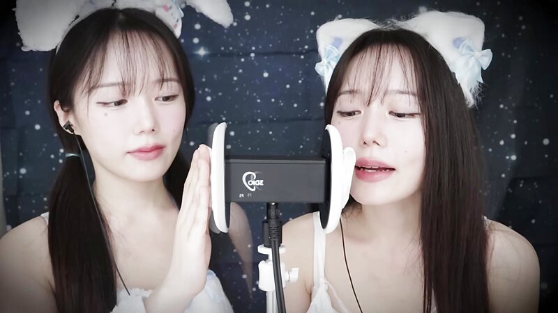 Jamonghae ASMR 12 April 2026 Tickle and Petplay Relaxing Facial Massage