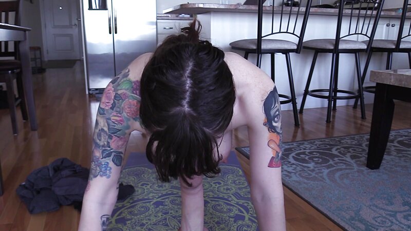 Bettie Bondage MILF Yoga Session in POV Roleplay