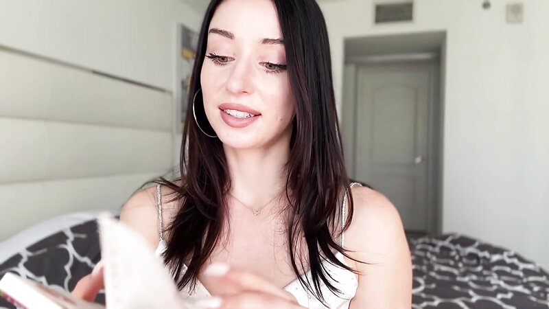 The MashaKata ASMR Magnetic Hypnotic Kisses For You