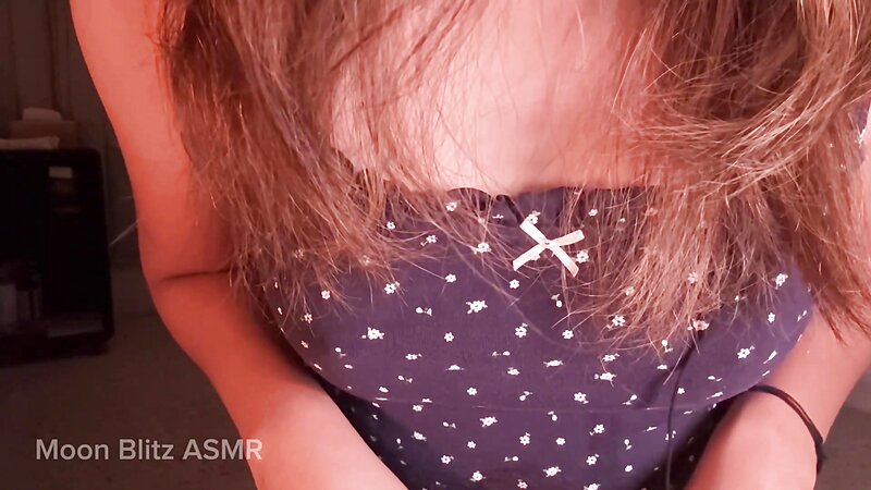 Moon Blitz ASMR Scalp Massage Relaxing Session
