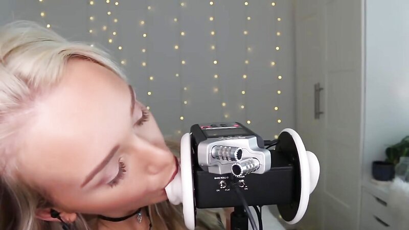 GwenGwiz ASMR Ear Licking and Sucking Blowjob