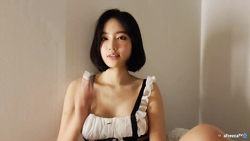 Crystal1 Sexy Asian Maid Cosplay ASMR Roleplay