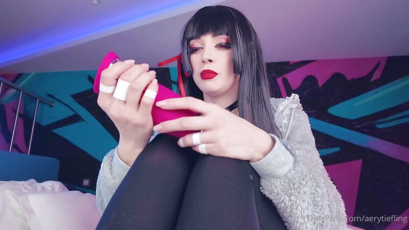 Aery Tie Cosplay Masturbating with Resonator Powers and Choker Fantasy