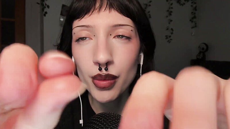 SleepGirl ASMR Close-Up Spit Painting with Wet Mouth Sounds