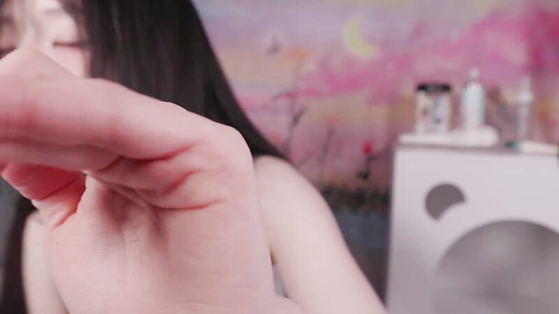 Nara Nara ASMR Cute Asian Sleep Whispering for Your Kitty