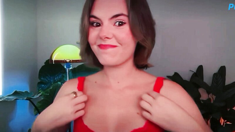 Cassia ASMR First Nip Slip During Live Stream