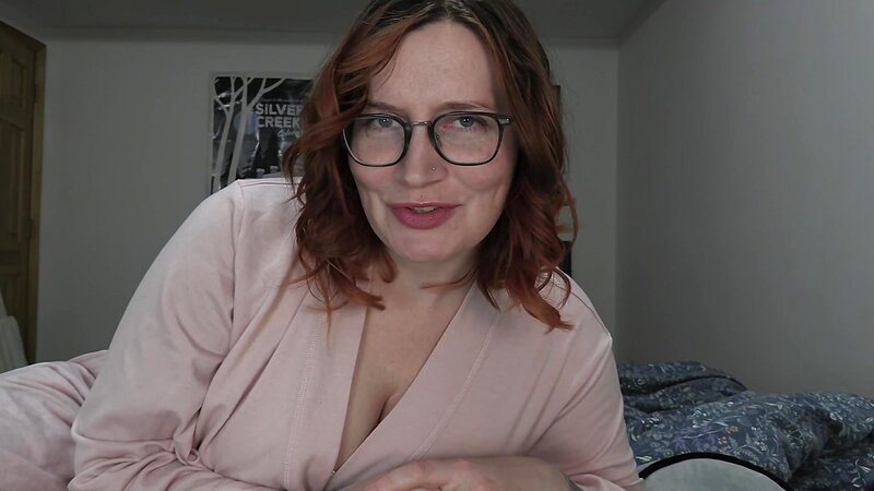 Bettie Bondage MILF Roleplay POV Mom Makes You Feel All Better