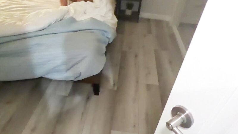 Sophia Isabella Roleplay POV: Best Friend Takes Sis Virginity with Blowjob