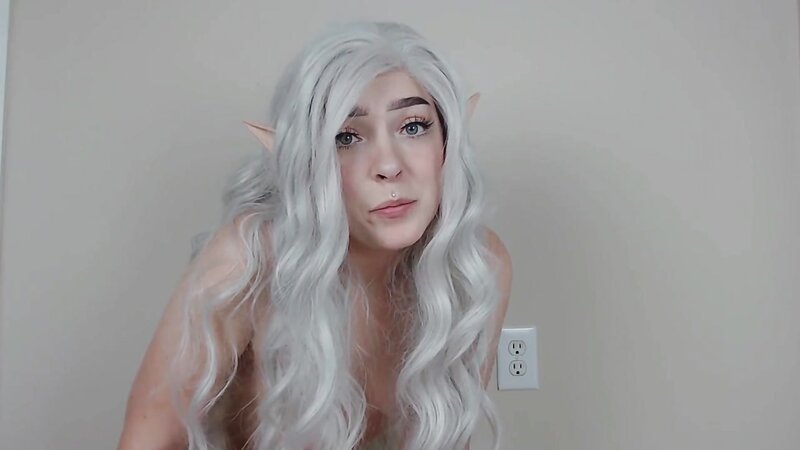 MillieKnoxx - Ahegao elf slave fills all her holes​
