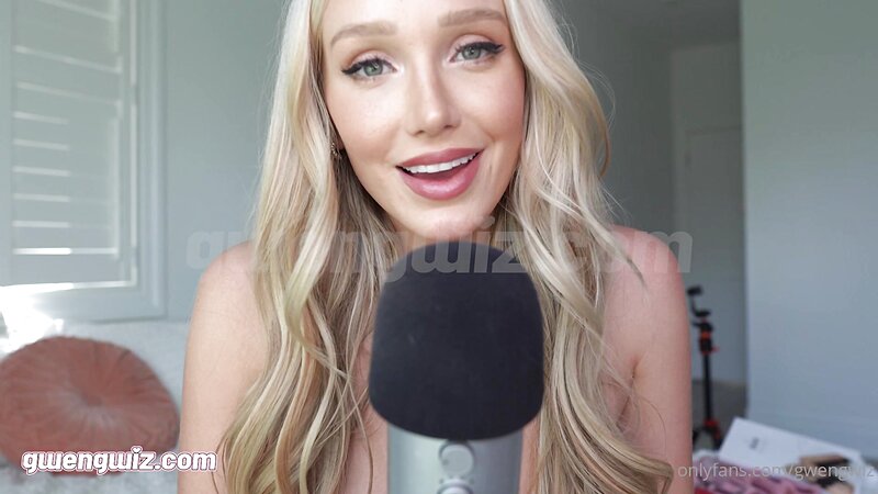 GwenGwiz - ASMR Haul and Foot Sex [OBG]