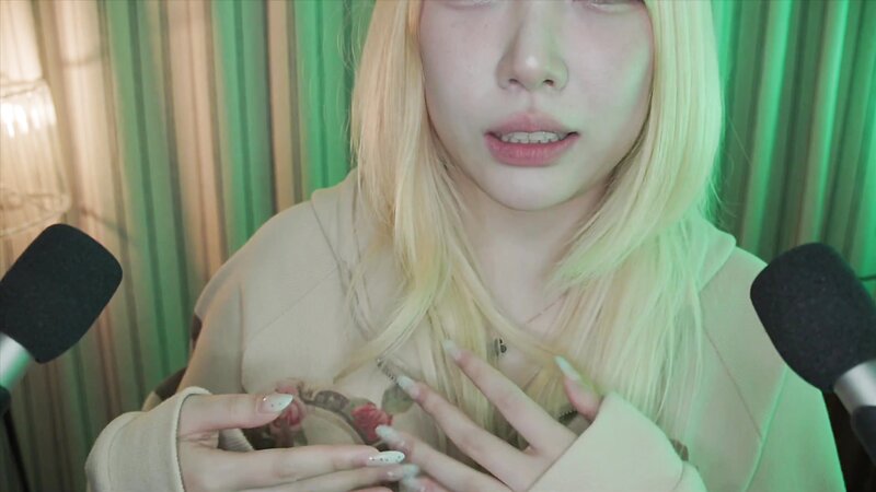 DOOBOO ASMR Body Scratching with Horse Racing Story Asian Massage