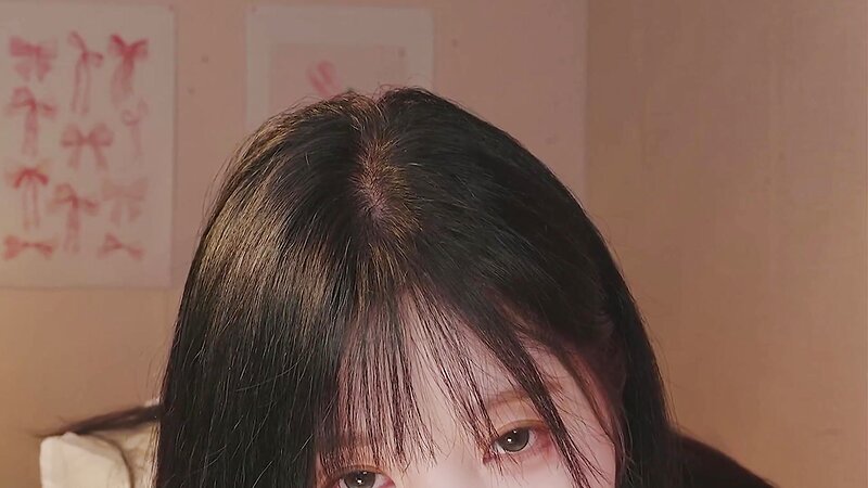 Yoon Ying ASMR Lotion Massage for Sleepy Young Boyfriend