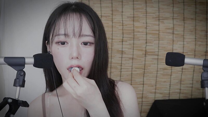 Jamonghae ASMR Stamp Candy Mouth Sounds Experience