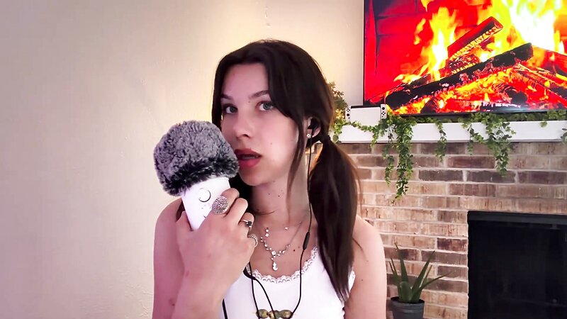 Vitsamin ASMR Begging Daddy with Whispering and Personal Attention