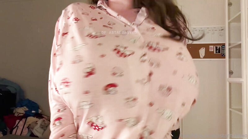 Astar_xo Busty BBW Oily Tits Massage