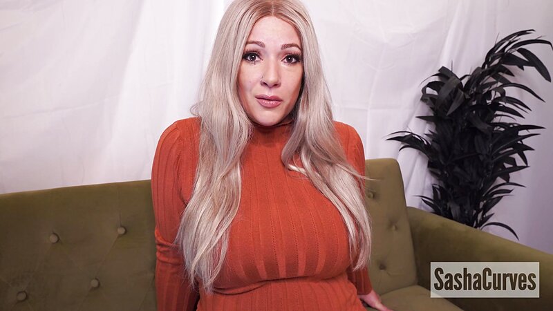 SashaCurves Giantess Fetish Roleplay as Shrunken Boyfriend POV Masturbation