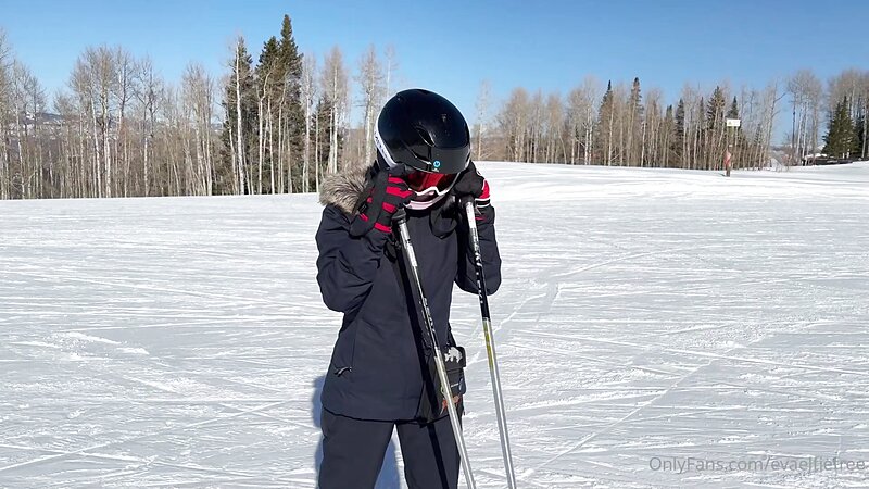 Eva Elfie Gets Creampie in Snow Mountains POV