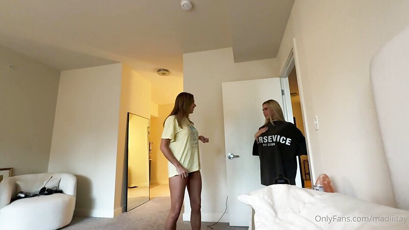 Madiiitay and Veronika Vengeance Hot Girl on Girl Action in Sextape
